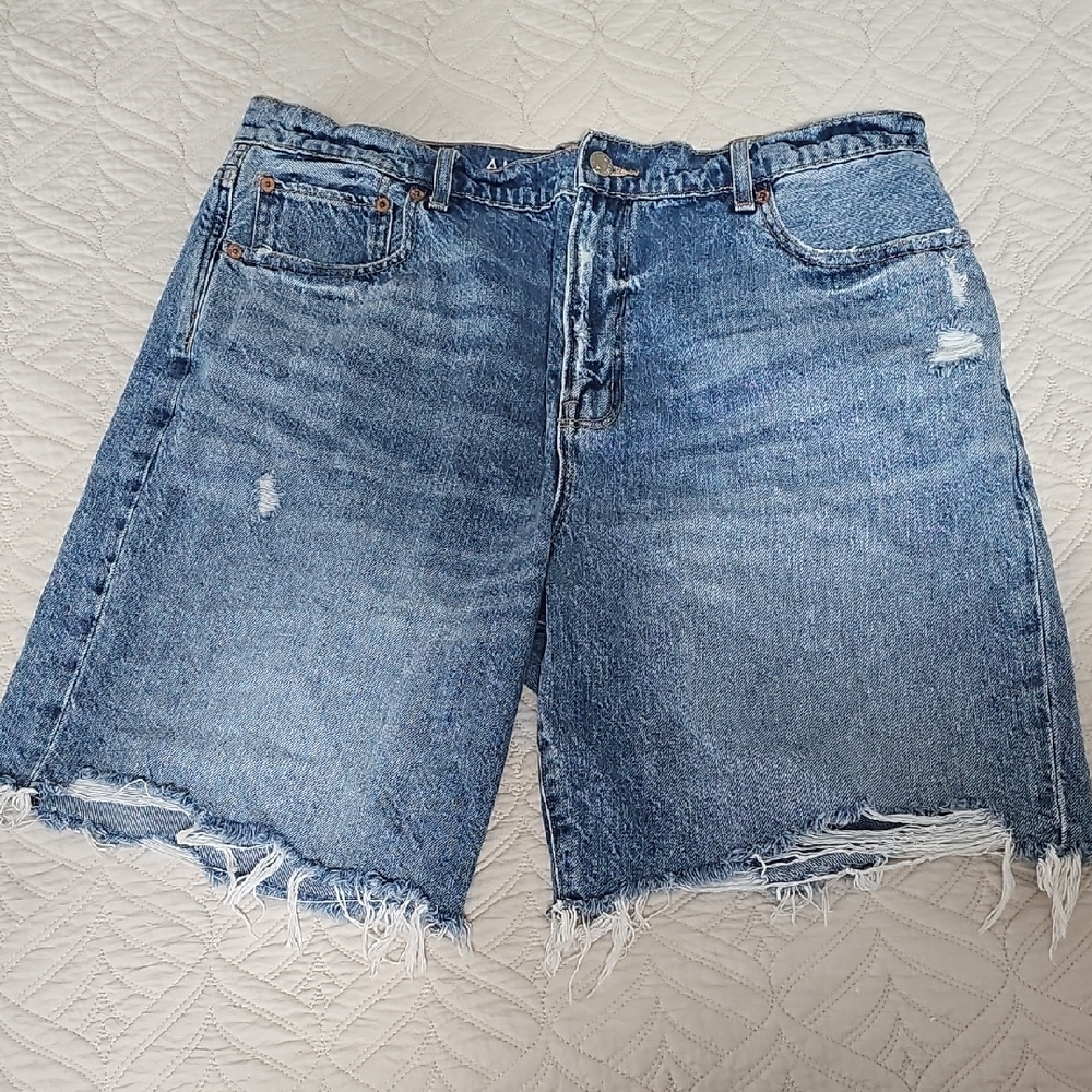 American Eagle Skater Short